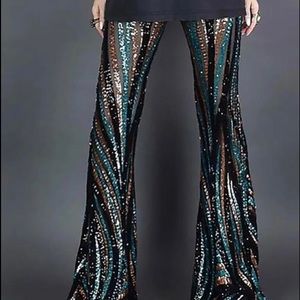 NWOT High Waist Bell-bottomed Sequins Pants